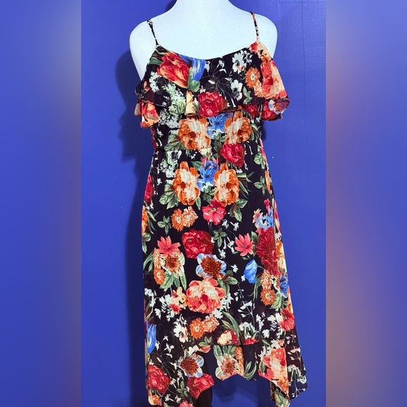 Sophia Christina Vibrant Floral Design with Green and Black Size-12 - Picture 1 of 8